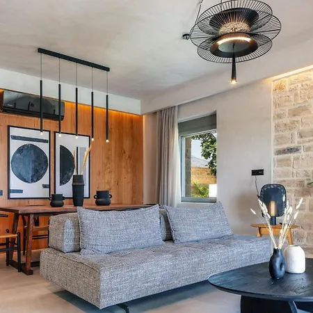 Skianos Villa